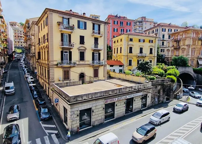 Apartment La Casa Di Geo Stazione 5 Terre La Spezia